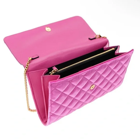 Versace La Medusa Chain crossbody velvet quilted fuchsia clutch NWT! - Picture 5 of 7